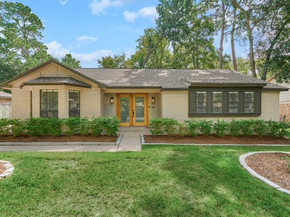 47 W Torch Pine Circle, The Woodlands TX 77381