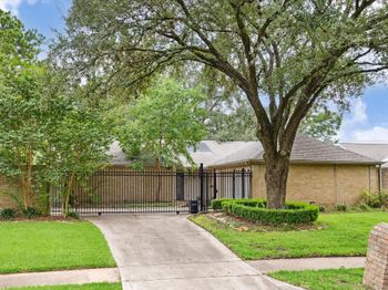 1706 Cherry Bend Drive