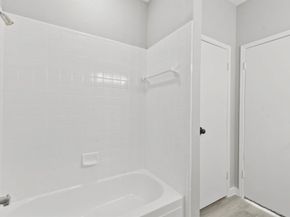 550 Wilcrest Drive 550, Houston TX 77042