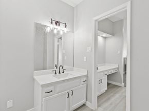 550 Wilcrest Drive 550, Houston TX 77042