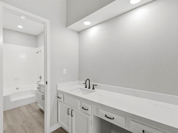 550 Wilcrest Drive 550, Houston TX 77042