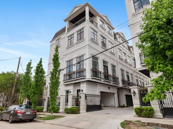 1323 Peden Street, Houston TX 77006