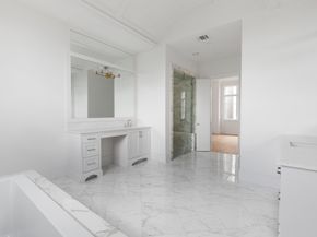 1323 Peden Street, Houston TX 77006
