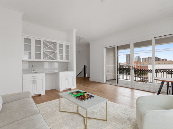 1323 Peden Street, Houston TX 77006