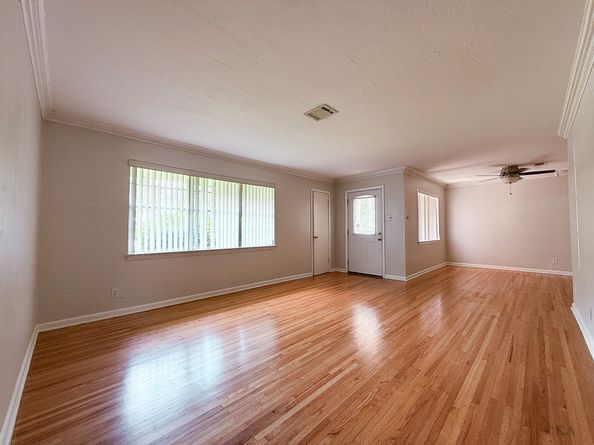 8902 Blankenship Drive, Houston TX 77080