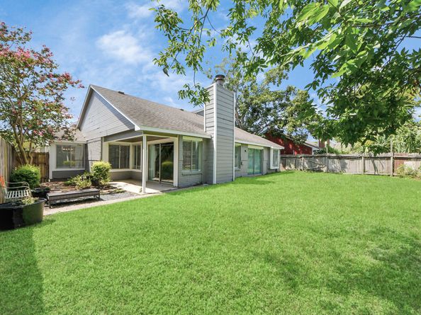 11910 Green Glade Drive, Houston TX 77099