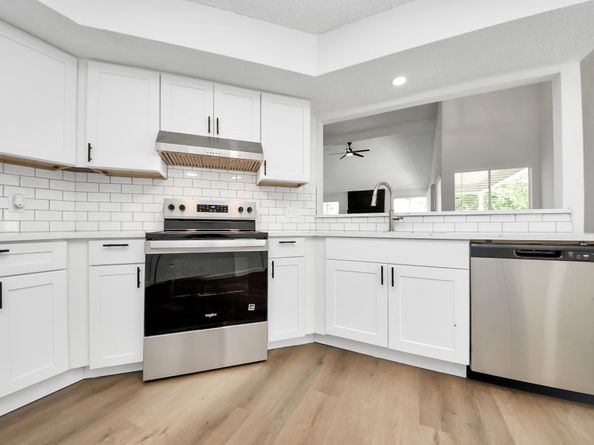 11910 Green Glade Drive, Houston TX 77099