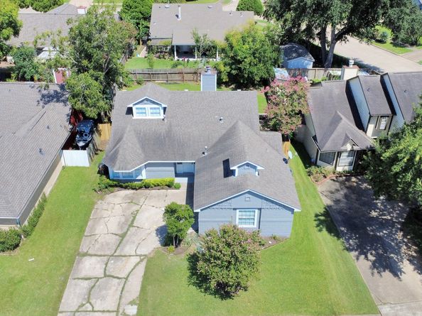 11910 Green Glade Drive, Houston TX 77099