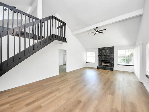 11910 Green Glade Drive, Houston TX 77099