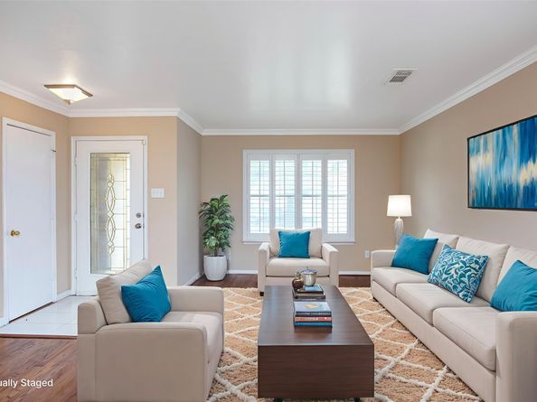 1207 Bartlett Cove Drive, Houston TX 77067