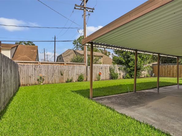 338 Evanston Street, Houston TX 77015