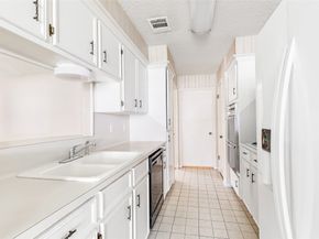 338 Evanston Street, Houston TX 77015