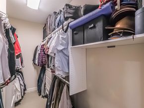 4515 Briar Hollow Place Place 307, Houston TX 77027