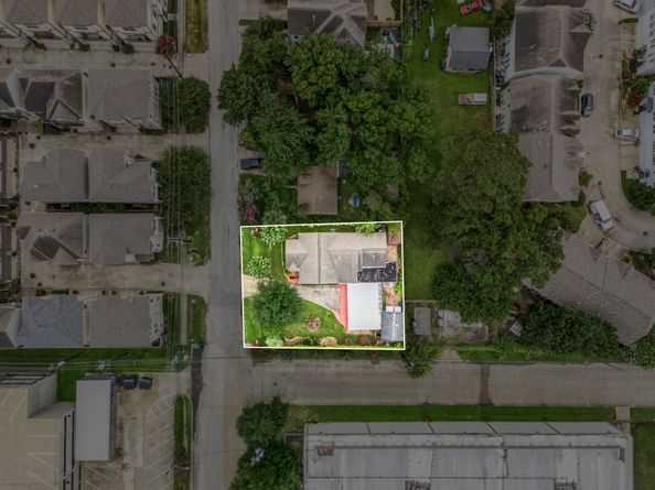 2609 Bevis Street, Houston TX 77008