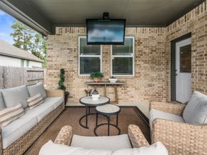 1803 Graystone Hills Drive, Conroe TX 77304