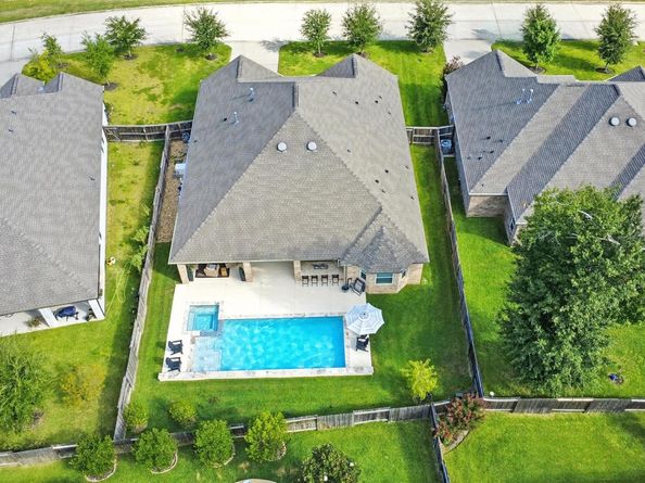 1803 Graystone Hills Drive, Conroe TX 77304