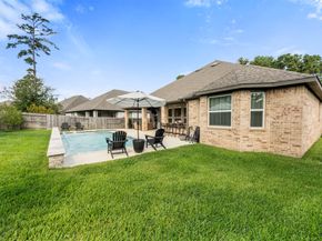 1803 Graystone Hills Drive, Conroe TX 77304