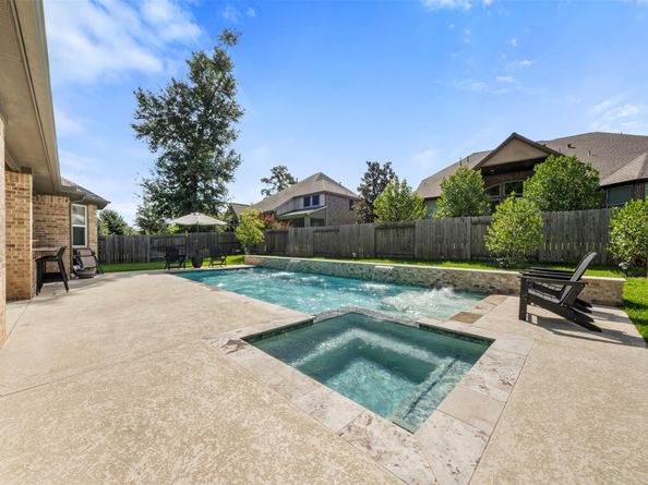 1803 Graystone Hills Drive, Conroe TX 77304