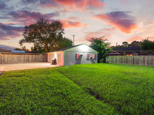 5202 Lamonte Lane, Houston TX 77092