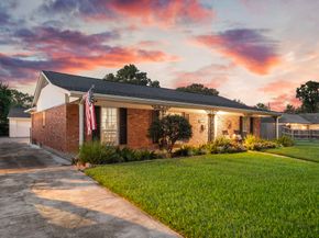 5202 Lamonte Lane, Houston TX 77092