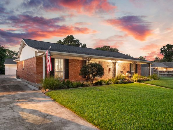 5202 Lamonte Lane, Houston TX 77092