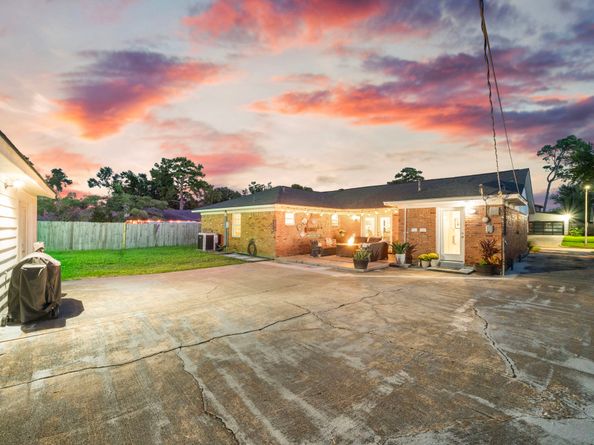 5202 Lamonte Lane, Houston TX 77092