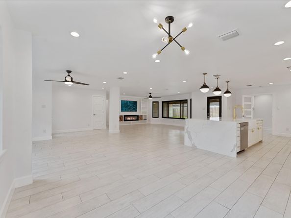 2611 Teague Road, Houston TX 77080