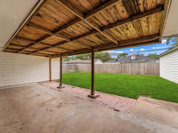 2611 Teague Road, Houston TX 77080