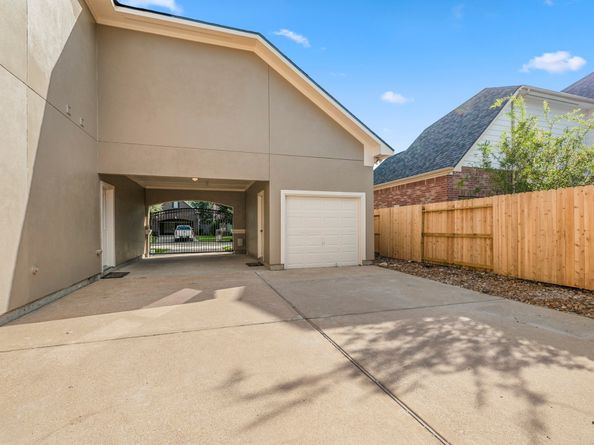 18602 Yorkshire Manor Court, Spring TX 77379