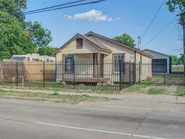 1051 W Little York Road, Houston TX 77091