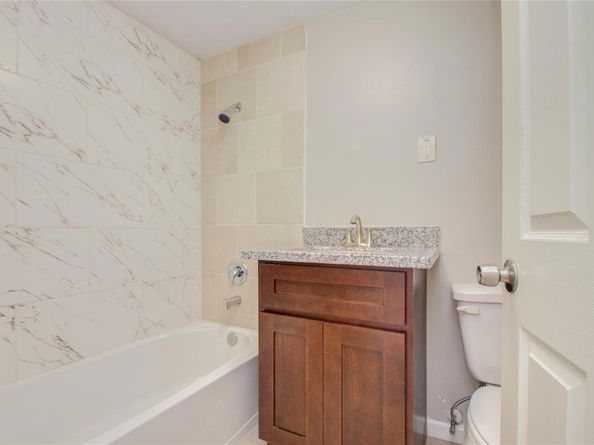 1051 W Little York Road, Houston TX 77091