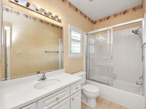 11 Foxworth Court, Sugar Land TX 77479