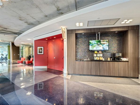 1901 Post Oak Boulevard 3506, Houston TX 77056