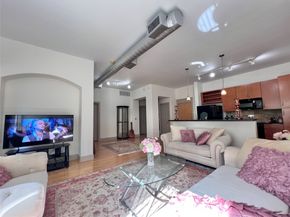 1901 Post Oak Boulevard 3506, Houston TX 77056