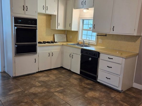 417 W Lewis Street W, Conroe TX 77301