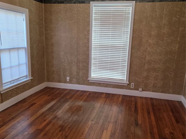 417 W Lewis Street W, Conroe TX 77301