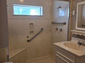 417 W Lewis Street W, Conroe TX 77301