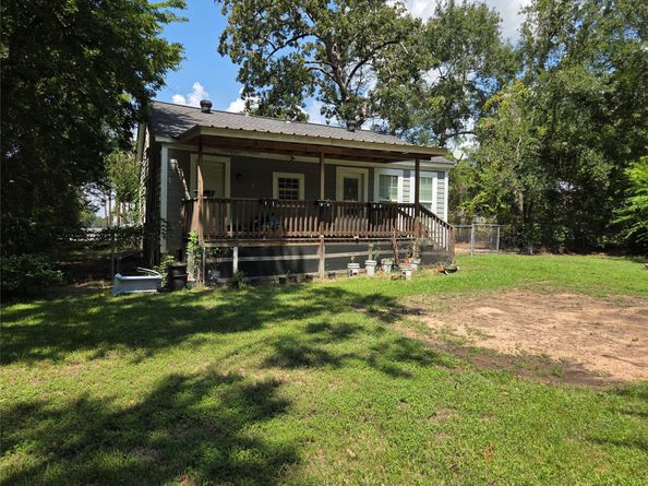 417 W Lewis Street W, Conroe TX 77301