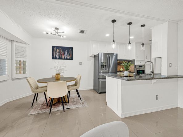 922 Centerwood Drive, Houston TX 77013