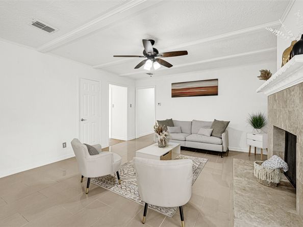 922 Centerwood Drive, Houston TX 77013