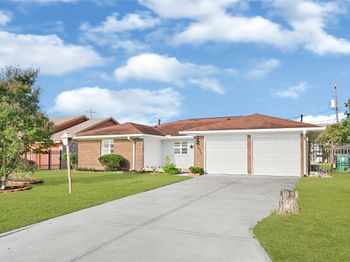922 Centerwood Drive