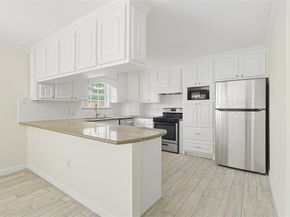 5719 Cerritos Drive, Houston TX 77035