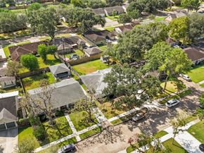 5719 Cerritos Drive, Houston TX 77035