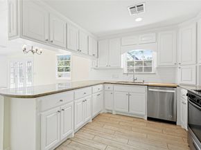 5719 Cerritos Drive, Houston TX 77035