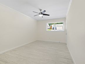 5719 Cerritos Drive, Houston TX 77035