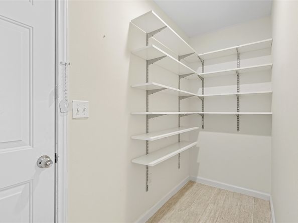 5719 Cerritos Drive, Houston TX 77035