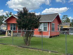 1003 Melbourne Street, Houston TX 77022