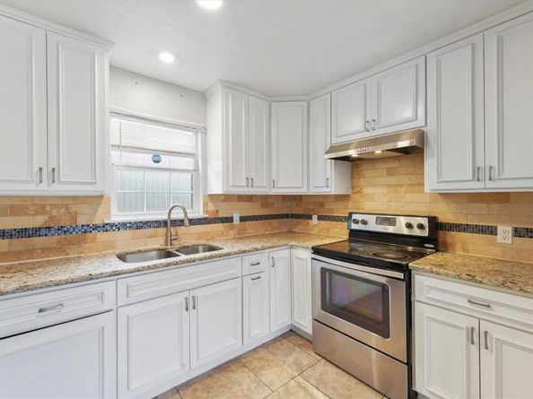 1003 Melbourne Street, Houston TX 77022
