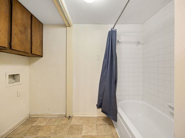 8517 Hearth Drive 31, Houston TX 77054