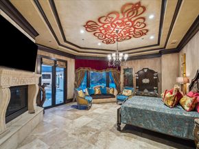 11095 Memorial Drive, Houston TX 77024